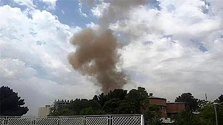 Taliban dùng bom tấn công vào tòa nhà quốc hội Afghanistan