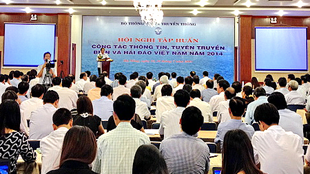 Tập huấn công tác tuyên truyền biển, đảo trong tình hình mới