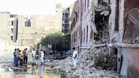 Nổ trước lãnh sự quán Italy ở Ai Cập, năm người thương vong