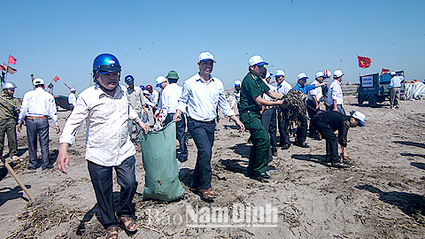 Nâng cao kỹ năng quản lý, lãnh đạo cho cán bộ Hội Nông dân các cấp