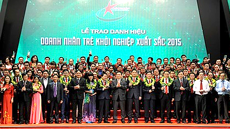 Trao danh hiệu cho 100 doanh nhân trẻ xuất sắc trong khởi nghiệp 2015