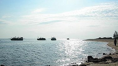 Đàm phán về hiệp định tàu thuyền đi lại ở cửa sông Bắc Luân