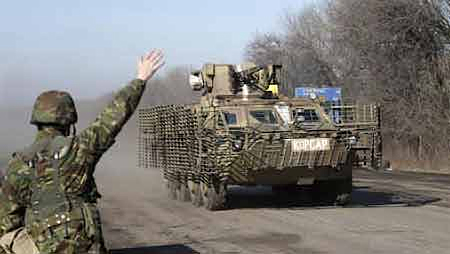 EU cáo buộc phe đối lập tại U-crai-na vi phạm thỏa thuận hòa bình