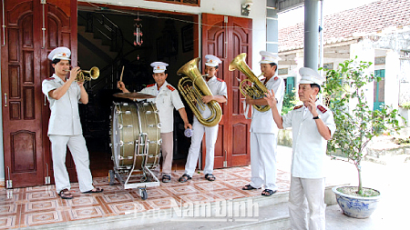 Âm vang nhạc kèn ở Trực Hùng