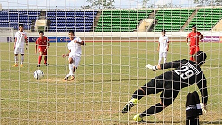 Thắng đậm U19 Singapore, U19 Việt Nam rộng đường vào bán kết