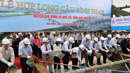 Bắc Ninh: Hợp long cầu Bình Than tổng vốn đầu tư hơn 1.600 tỷ đồng