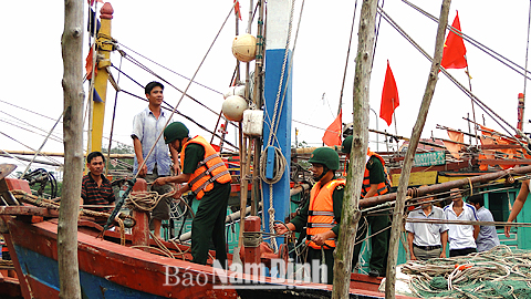 Gắn phát triển kinh tế với củng cố quốc phòng - an ninh tuyến biển