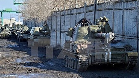 Ukraine hoàn tất rút vũ khí hạng nhẹ ra khỏi khu vực giới tuyến