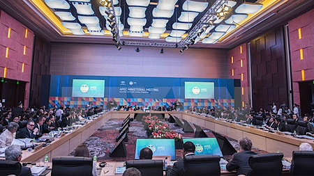 In-đô-nê-xi-a kêu gọi APEC giảm thuế đối với "hàng hóa phát triển"