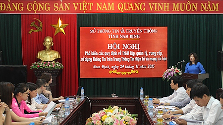 Phổ biến quy định pháp luật về thiết lập, quản lý, sử dụng thông tin trên mạng