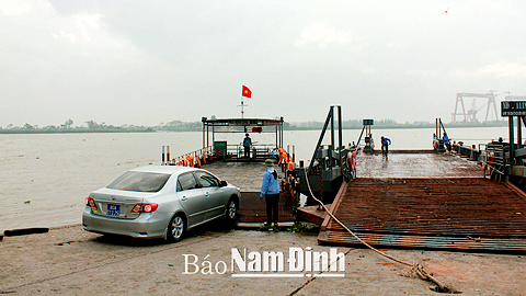 Bảo đảm an toàn hoạt động của bến khách ngang sông