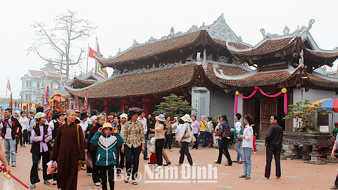 Đẩy mạnh liên kết phát triển du lịch tâm linh