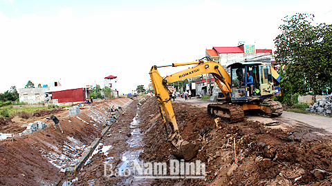 Đẩy nhanh hơn nữa tiến độ làm thủy lợi nội đồng