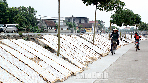 Tấp nập làng nghề vào Tết