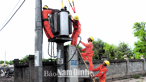 Bảo đảm cung ứng điện an toàn trong những ngày Tết