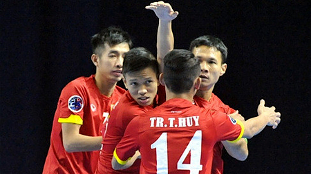 Hạ Đài Loan (TQ), Futsal Việt Nam khởi đầu thuận lợi