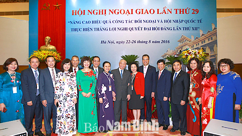 Hoạt động đối ngoại phải là một "phương thuốc hoà bình" hữu hiệu (*)