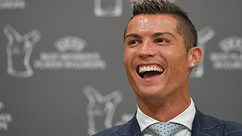 Ronaldo giành giải cầu thủ hay nhất châu Âu mùa 2015/2016