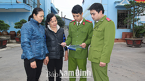 Đẩy mạnh phong trào toàn dân tham gia đấu tranh, tố giác tội phạm ma túy