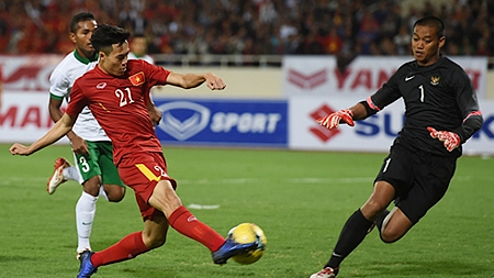 óng đá giao hữu Việt Nam - Indonesia: Tấn công hay, tuyển Việt Nam thắng tuyển Indonesia 3-2