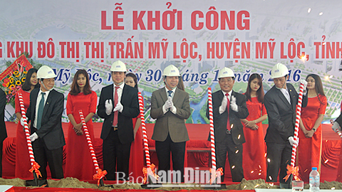 Khởi công xây dựng khu đô thị trung tâm Thị trấn Mỹ Lộc