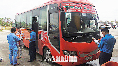 Bảo đảm đầy đủ, chất lượng phương tiện vận tải phục vụ nhân dân dịp Tết Nguyên đán 2017