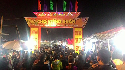 Chợ Viềng Xuân 2017