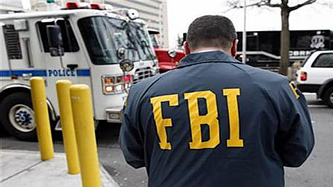 Nhà ngoại giao Mỹ bị bắt vì nhận tiền từ tình báo Trung Quốc