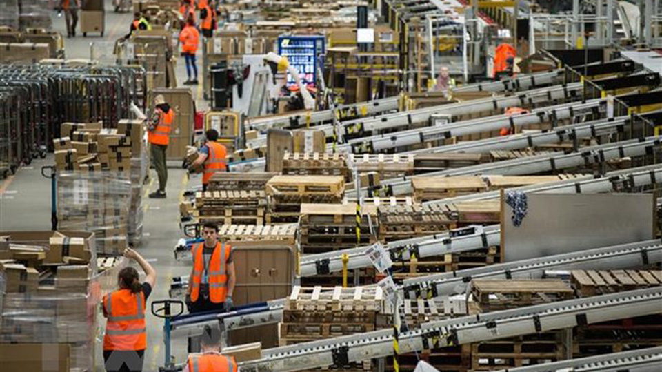 Anh công bố chính sách nhập cư mới