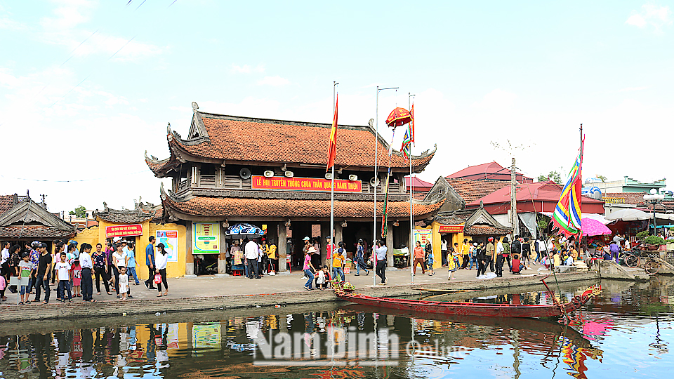 Nghệ thuật kiến trúc và điêu khắc qua các công trình tôn giáo, tín ngưỡng ở Nam Định
