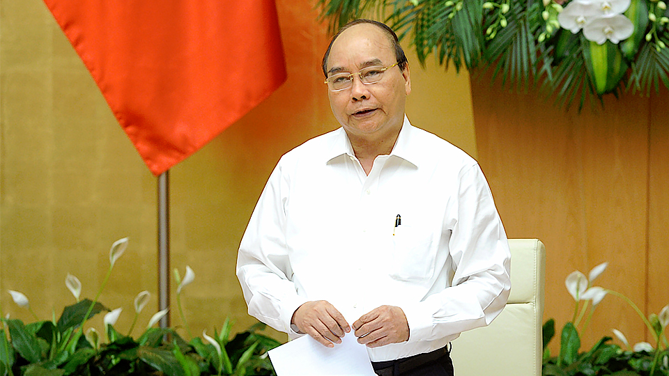 Thủ tướng Nguyễn Xuân Phúc chủ trì phiên họp chuyên đề về xây dựng pháp luật