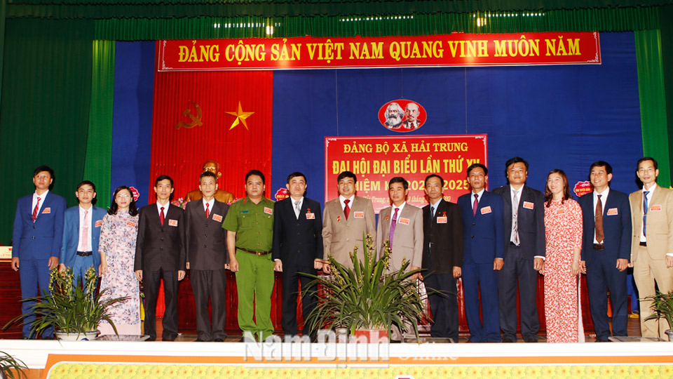 Đảng bộ các xã Hải Trung, Hoành Sơn đại hội nhiệm kỳ 2020-2025