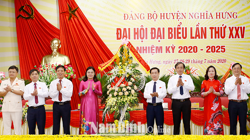 Đại hội đại biểu Đảng bộ huyện Nghĩa Hưng lần thứ XXV (nhiệm kỳ 2020-2025)