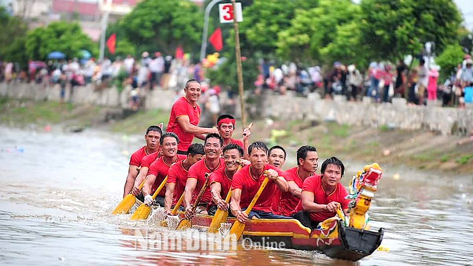 Giao Thủy xây dựng, phát triển văn hóa hài hòa với tăng trưởng kinh tế