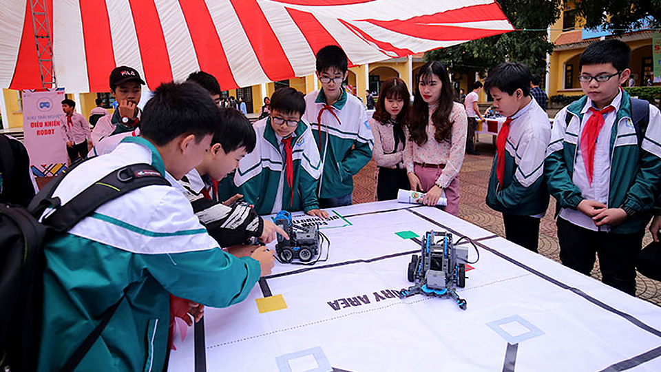 Ngày hội STEM các trường THPT huyện Mỹ Lộc - Vụ Bản năm học 2020-2021