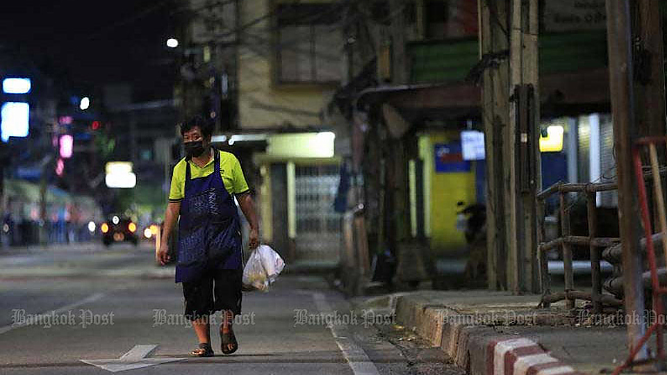 Dịch Covid-19 căng thẳng, Thái Lan kéo dài thời gian phong tỏa