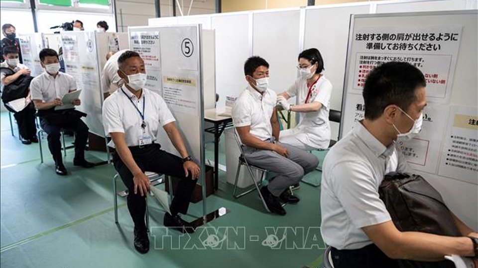 Nhật Bản sẽ cấp giấy chứng nhận tiêm vắc-xin COVID-19 bằng mã QR