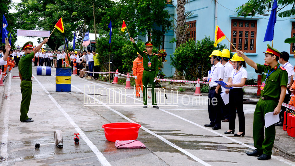 Đáp ứng yêu cầu, nhiệm vụ phòng cháy, chữa cháy trong tình hình mới