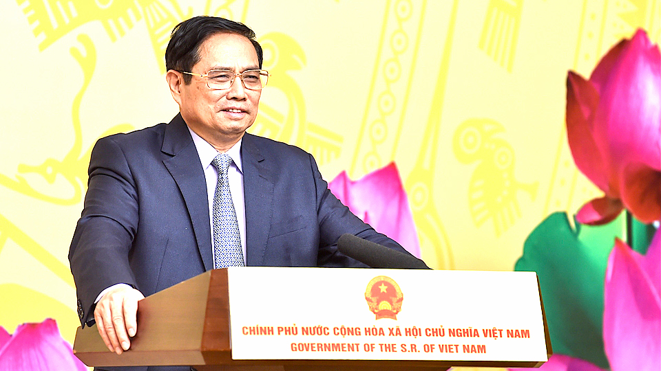 Thủ tướng Phạm Minh Chính gặp mặt đại diện nhà giáo, cán bộ quản lý giáo dục tiêu biểu