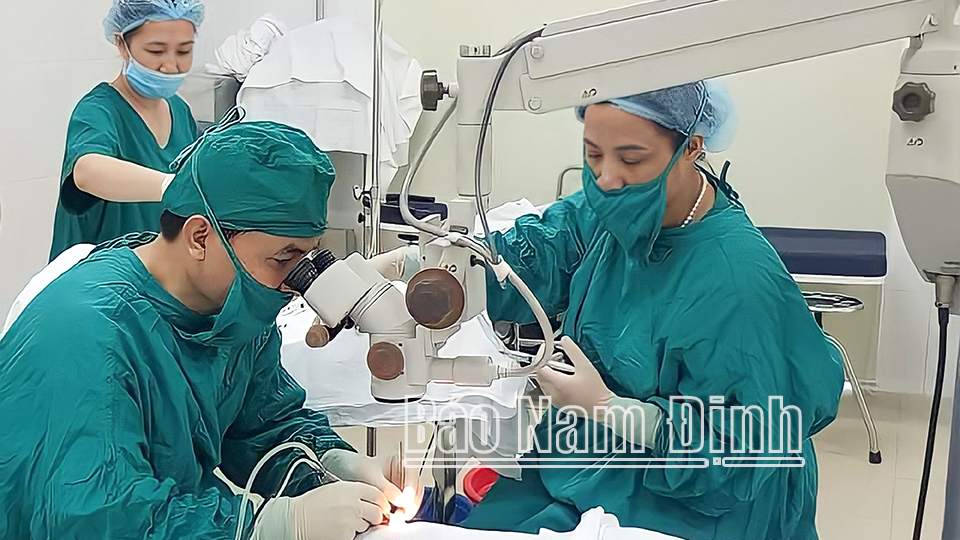 Bệnh viện Mắt Nam Định hướng tới sự hài lòng của người bệnh