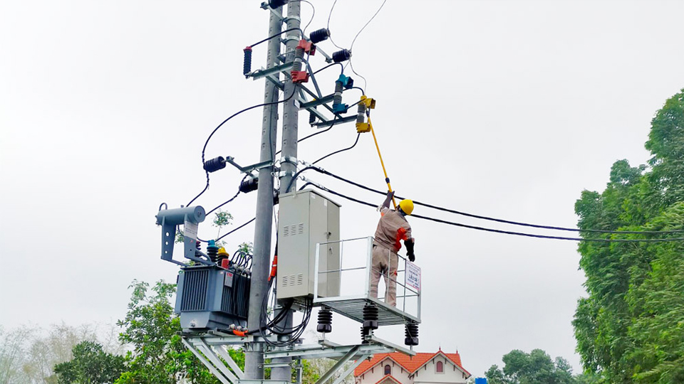 Bắc Giang: Hoàn thành 13/13 công trình chống quá tải lưới điện năm 2022
