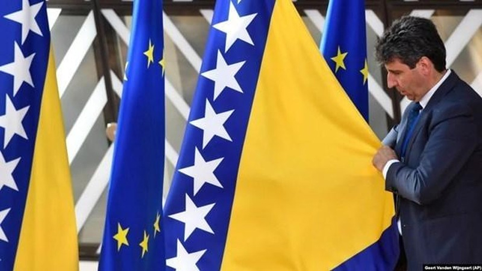 EC đề xuất để Bosnia và Herzegovina ứng cử gia nhập EU