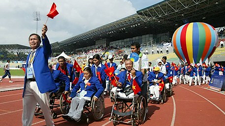 Đoàn TT người khuyết tật VN dự Paragames lần thứ 6 tại Indonesia.