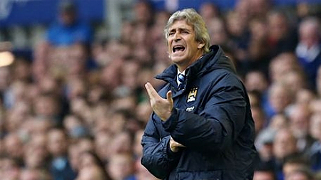 Huấn luyện viên Manuel Pellegrini của Manchester City. 