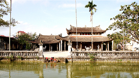 Đình làng La Xuyên, xã Yên Ninh được công nhận di tích lịch sử, văn hóa cấp quốc gia năm 1994.