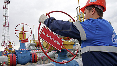 Gazprom đã bắt đầu chuyển sang hình thức trả trước trong hợp đồng cung cấp khí đốt với Cty Naftogaz của U-crai-na. Ảnh: Internet