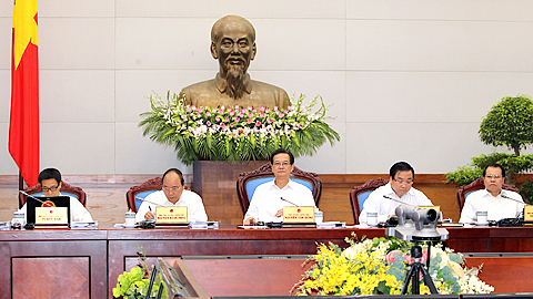 Thủ tướng Nguyễn Tấn Dũng chủ trì phiên họp chuyên đề của Chính phủ về công tác xây dựng pháp luật. Ảnh: Đức Tám - TTXVN