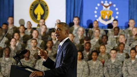 Tổng thống Obama phát biểu tại căn cứ không quân MacDill. Ảnh Reuters.