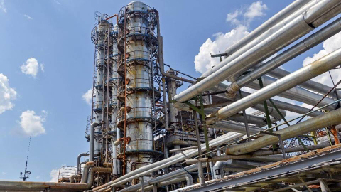 Nhà máy xử lý khí đốt Sê-bê-lin-xki của Tập đoàn dầu khí quốc gia Naftogaz (U-crai-na) tại thành phố phía đông bắc Khắc-cốp. Ảnh: AFP