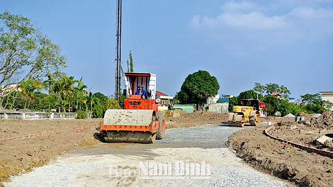 Thi công xây dựng tuyến đường dạo quanh Đầm Bét, phường Lộc Vượng (TP Nam Định) thuộc Dự án 